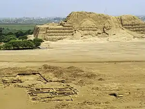 Huaca del Sol, dentro del complejo de Huacas del Sol y de la Luna