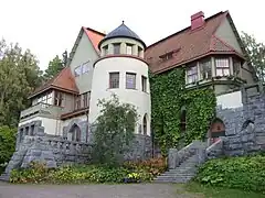 Hvittorp (cerca de Kirkkonummi). Construido por Saarinen, Gesellius y Lindgren para Robert Westerlund (1904)