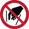 P015 – No meter su mano