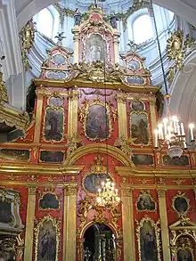 Iconostasis en la iglesia de San Andrés