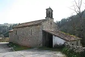 Iglesia de San Andrés en Valdebarcena