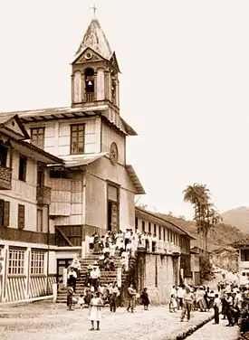 Iglesia de Limón Indanza en 1940