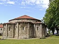 Iglesia de Santa María de Cambre.