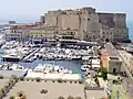 El Borgo Marinari con el puerto