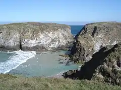 Canal que separa las islas del Medio y del Toxo.