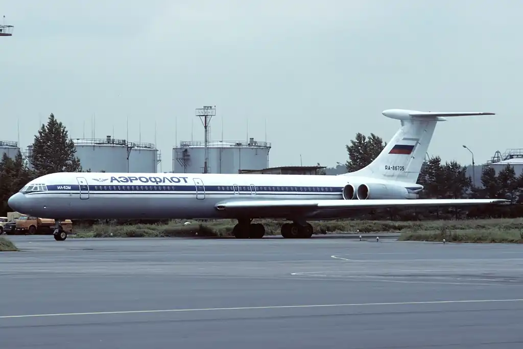 Ilyushin_Il-62,_Aeroflot_AN1250425