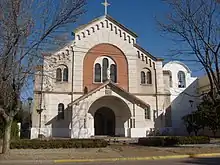 Iglesia católica principal.