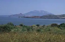 Isla Zacate Grande en Valle, Honduras. Es una Isla formada a través de las erupciones de un volcán extinto.