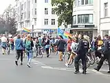 Bandera arcoíris de duplo Venus en muestra de solidaridad Istanbul Pride, Berlín, Alemania, 2018