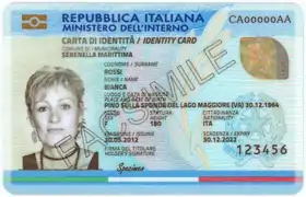 Documento de identidad italiano.