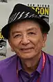 James Hong, como Hannibal Chew.