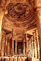 Interior de la mezquita Jami, Khambhat