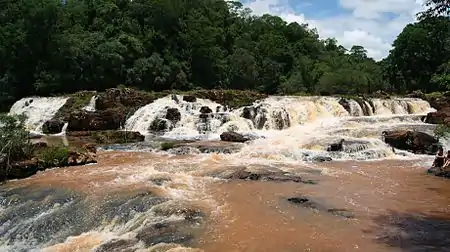 Saltos del TabayJardín América