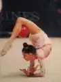 Jennifer durante su ejercicio de pelota en el Europeo de Riesa (2003).