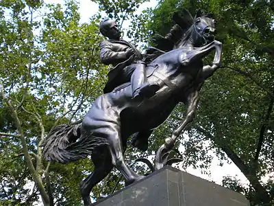 Monumento a José Martí en el Central Park de Nueva York. (EE. UU.)