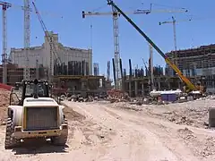 Mandarin, Veer and Casino & Resort bajo construcción, Monte Carlo en el fondo.