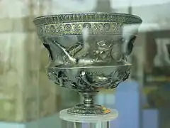 Copa de plata de origen romano-griego