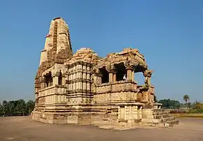 Templo de Dulhadeo, Khajuraho