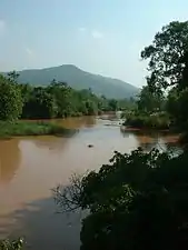 El río Khek en el distrito de Wang Thong