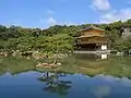 Kinkaku-ji y el agua.