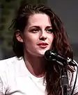 Kristen Stewart, actriz estadounidense nacida el 9 de abril de 1990.