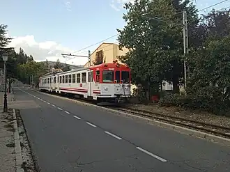 Línea C-9 de Cercanías a su paso por Cercedilla