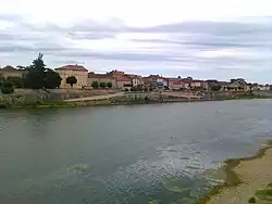 El río en Lamagistère