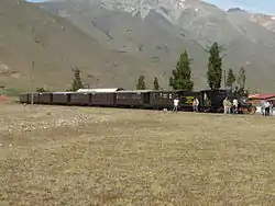 Otra Vista de La Trochita, Estacionada en la Estación Nahuel Pan