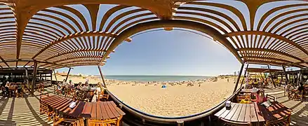 La Balconada una de las playas más visitadas de La Paloma, Parador Punto Sur Rocha. Uruguay.