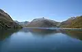 Vista de Lai da Sontga María hacia el sur: a la derecha está la entrada a la garganta del Val Cadlimo superior; también a la derecha: una vista del Val Termine hacia el puerto dell 'Uomo; A la izquierda: el pequeño valle hacia el puerto de Lukmanier.