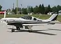 Lancair 360 en el Aeropuerto de Caslav, República Checa.