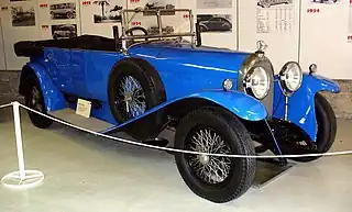 Automóvil Daimler (1923) en el museo de automóviles