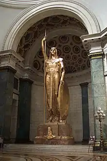 La República (Angelo Zanelli, 1929), interior del Capitolio Nacional de La Habana, enchapada en oro.