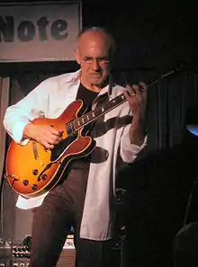 Larry Carlton en 2006