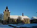 La iglesia bajo la nieve