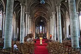 Interior de la Iglesia de San Mauricio en Lille.