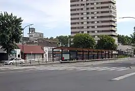 El andén norte de la estación visto desde el sudoeste