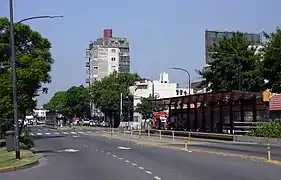 La estación Lope de Vega vista desde este, con el andén norte a la derecha y el andén sur a la izquierda