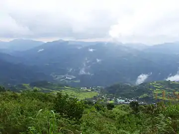 Paisaje montaños en Lubuangan.