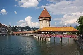 El puente de la capilla en Lucerna