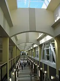 interior de Evans Commons