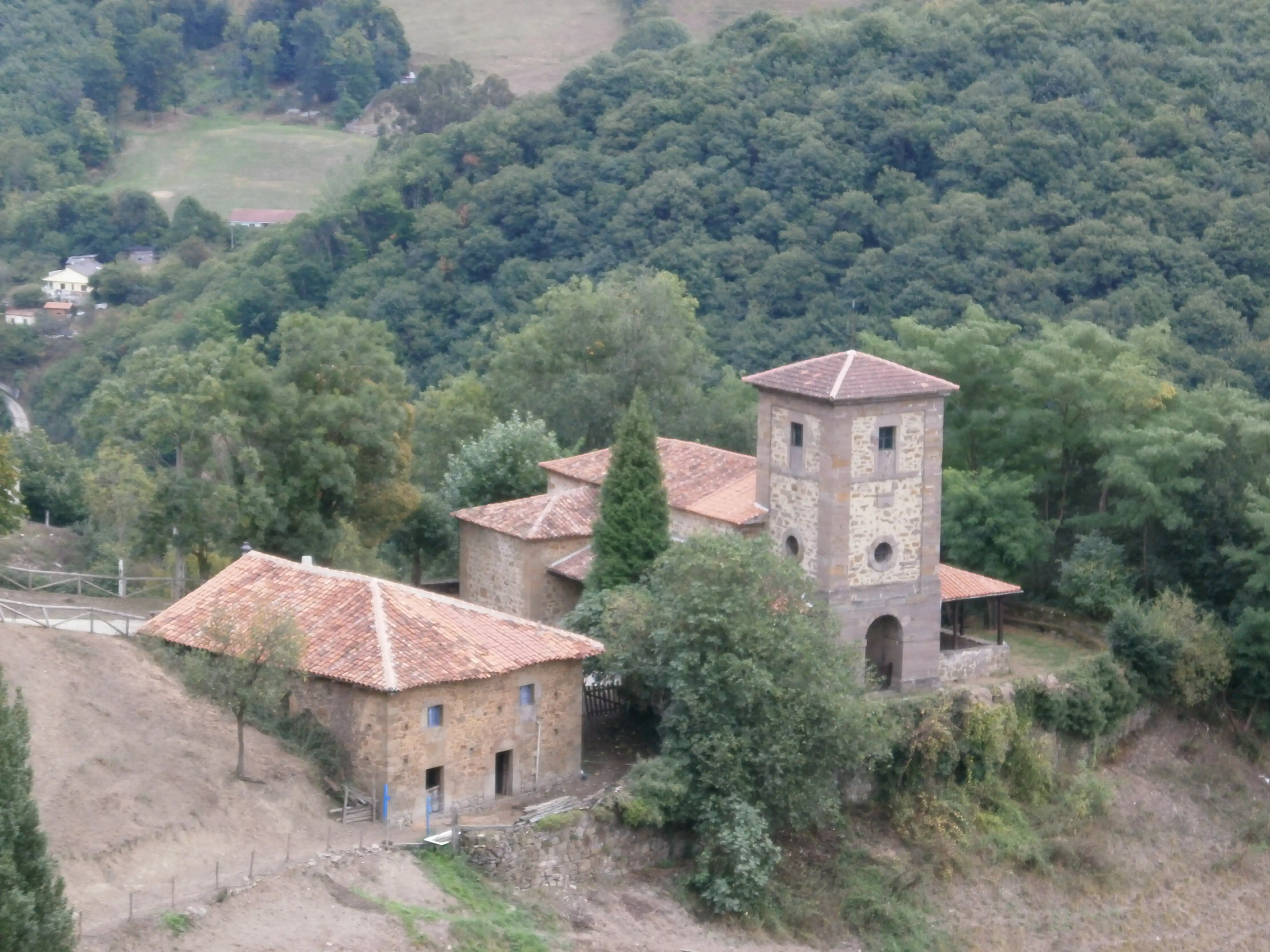 Santuario de los mártires Cosme y Damián  Mártires de Valdecuna