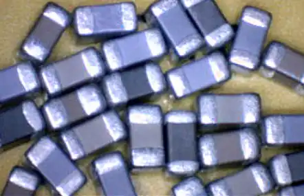 Muestras de condensadores de chip cerámicos multicapa