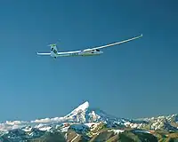 Volcán Lanín desde un avión de investigación.