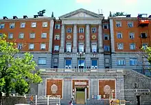 Fachada del Colegio Mayor San Pablo, en Madrid.
