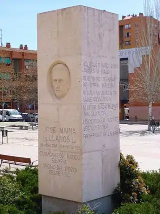 Monumento al Padre Llanos