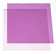 Filtros magenta de diferentes intensidades, usados para la corrección del color de la luz ambiental en fotografía