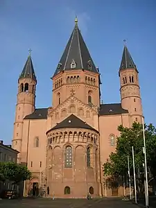 Catedral de Maguncia, coro este 1100-1106, vista de la cúpula del ábside