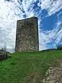 Muro este de la torre medieval