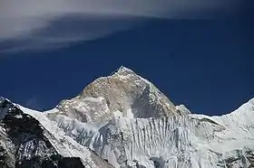 Makalu aus Südwesten gesehen